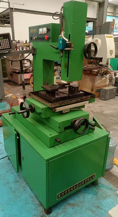 1 人以上所在地:深圳市寶安區 福永懷德機械市場主營產品